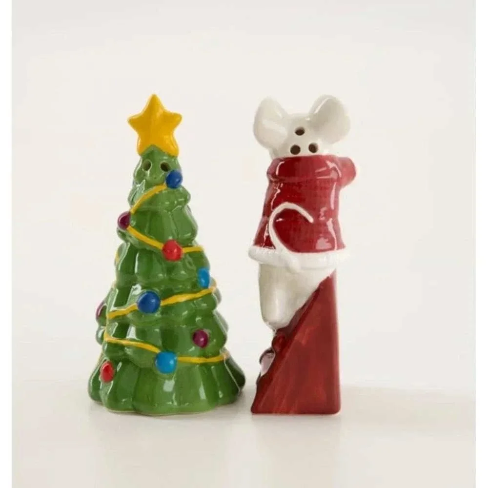 Cracker Barrel Christmas Tree and Mouse Ceramic Salt and Pepper Set